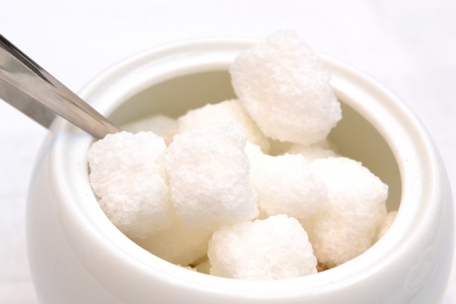 【2015/6/12】 厚生労働省　医療費抑制のため砂糖にも課税？